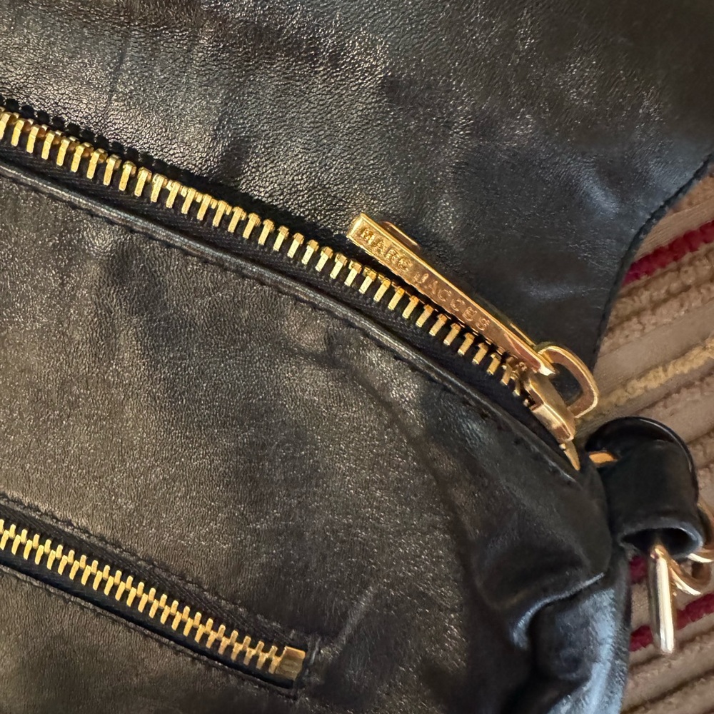 Vintage Marc Jacobs Safety Pin Flap Black and Nude Shoulder Bag with Chain Strap - Picture 5 of 7